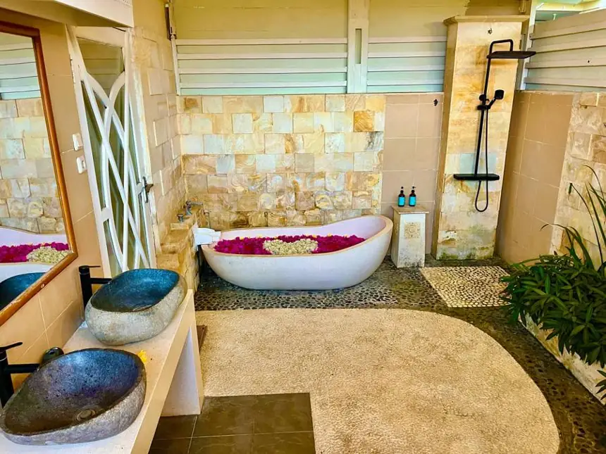 Stone bathtub with flowers